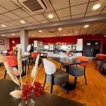 Brit Les Evens Hotel Saint-Saturnin (Sarthe)