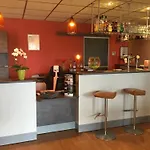 Hotel Brit Les Evens 3*