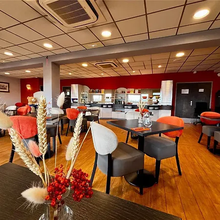 Brit Les Evens Hotel Saint-Saturnin (Sarthe)