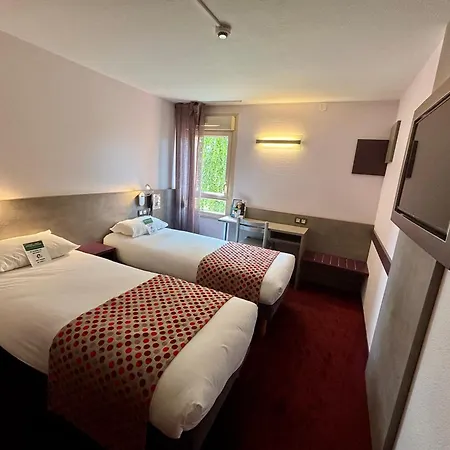 Hotel Les Evens Saint-Saturnin (Sarthe)