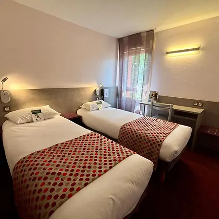 Brit Les Evens Hotell Saint-Saturnin (Sarthe)