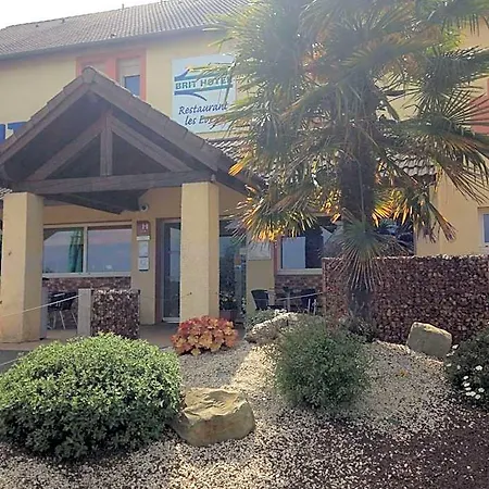 Brit Les Evens Hotel 3*