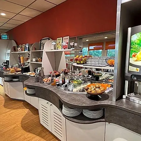 Hotel Brit Les Evens