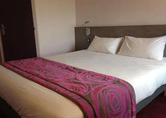 Hotel Brit Les Evens