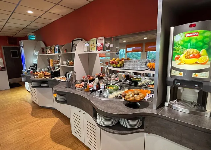 Les Evens Hotel Saint-Saturnin (Sarthe)