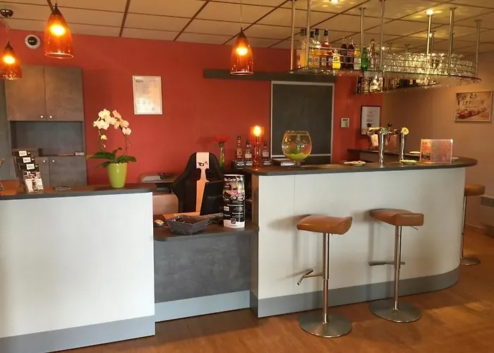 Szálloda Brit Les Evens 3*